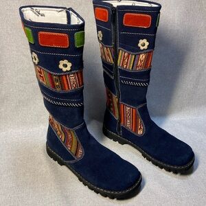 CATS Walking Machine Boots Suede Leather Ethnic Fabric. Size 6